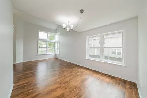 Living - 1352 Vernon Ln, Bartlett, IL 60103 photo 5 of 7