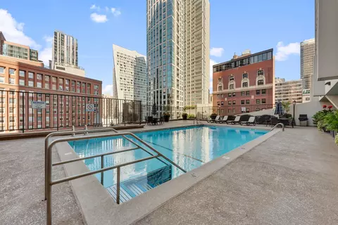111 E Chestnut St #26G, Chicago, IL 60611 photo 17