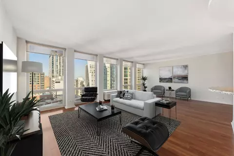 111 E Chestnut St #26G, Chicago, IL 60611 photo 5