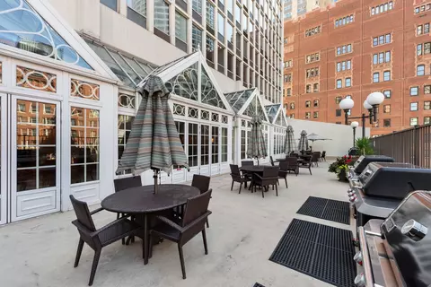 111 E Chestnut St #26G, Chicago, IL 60611 photo 14