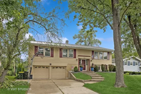 20 W576 22nd St, Lombard, IL 60148