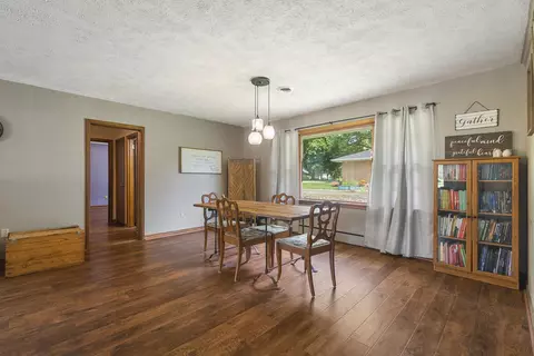 302 E Cunningham St, Winnebago, IL 61088 photo 6