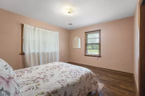 302 E Cunningham St, Winnebago, IL 61088 photo 16
