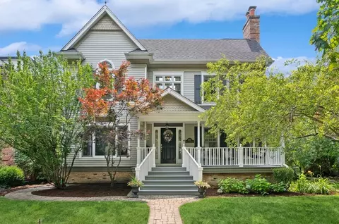 607 Lake Ave, Wilmette, IL 60091
