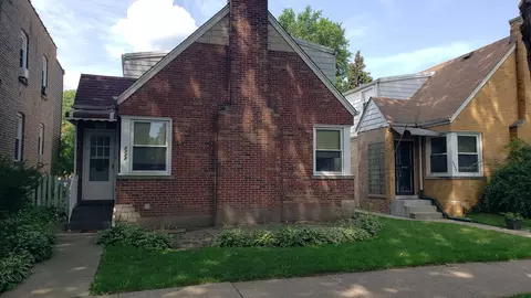 5728 N Washtenaw Ave, Chicago, IL 60659