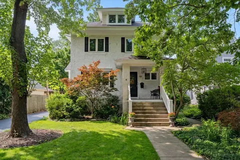 50 Warwick Rd, Winnetka, IL 60093