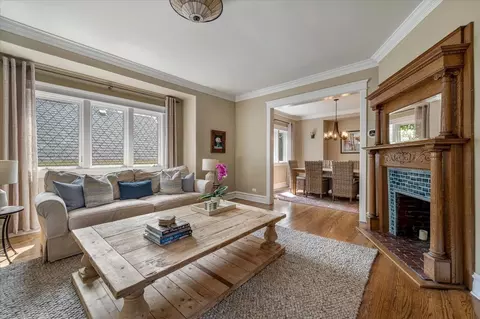 50 Warwick Rd, Winnetka, IL 60093 photo 6