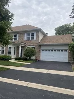 640 Dunhill Ln, Carol Stream, IL 60188