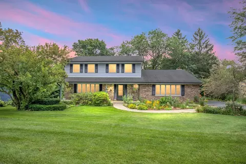 1205 Zange Dr, Algonquin, IL 60102