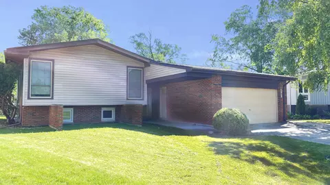 5458 Natalie Dr, Oak Forest, IL 60452