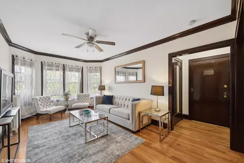 Living - 502 Beloit Ave #B3, Forest Park, IL 60130 photo 1 of 3
