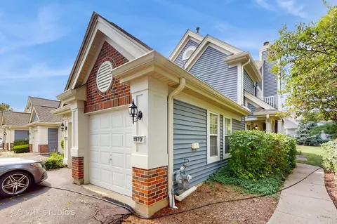 1170 Talbots Ln #1170, Elk Grove Village, IL 60007