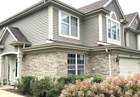 491 Lancaster Dr, Pingree Grove, IL 60140