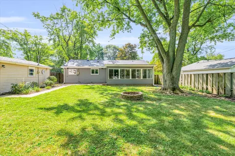 Exterior - 716 Dover Pl, Champaign, IL 61820 photo 5 of 14