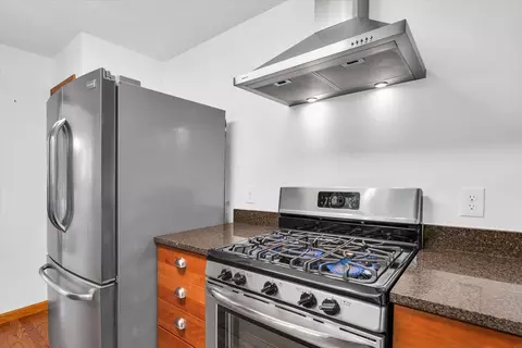 Kitchen - 716 Dover Pl, Champaign, IL 61820 photo 6 of 7