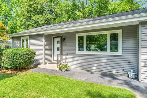 Exterior - 716 Dover Pl, Champaign, IL 61820 photo 4 of 14
