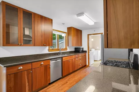 Kitchen - 716 Dover Pl, Champaign, IL 61820 photo 4 of 7