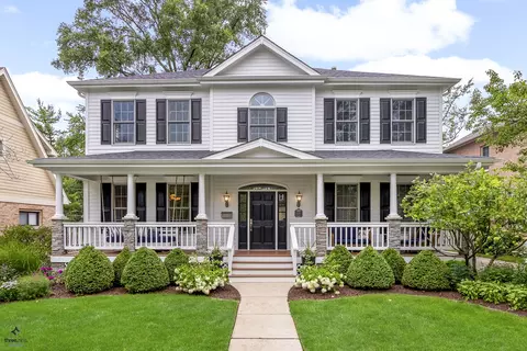 106 Woodstock Ave, Clarendon Hills, IL 60514