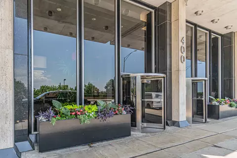 400 E Randolph St #916, Chicago, IL 60601