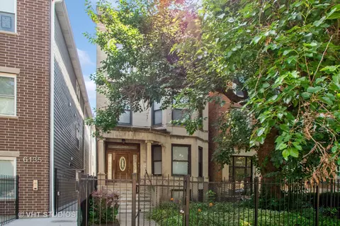 6137 S Kimbark Ave #2, Chicago, IL 60637