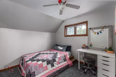 Bedroom - 120 Oak St, Seneca, IL 61360 photo 4 of 4