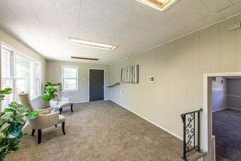 Living - 3201 Maple Ln, Hazel Crest, IL 60429 photo 4 of 4