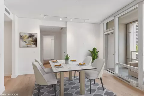 340 E Randolph St #602, Chicago, IL 60601 photo 4