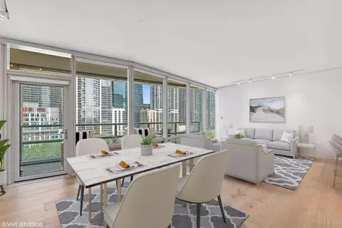 340 E Randolph St #602, Chicago, IL 60601 photo 2