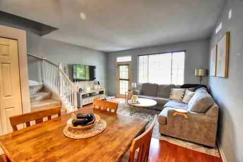 Living - 5585 Lavender Ct, Rolling Meadows, IL 60008 photo 2 of 4