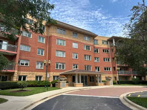 730 Creekside Dr #502C, Mount Prospect, IL 60056