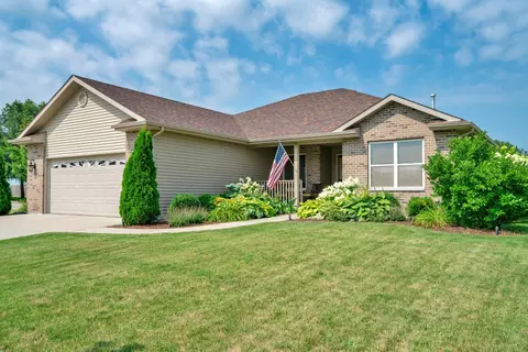 360 S Enrietta Dr, Coal City, IL 60416