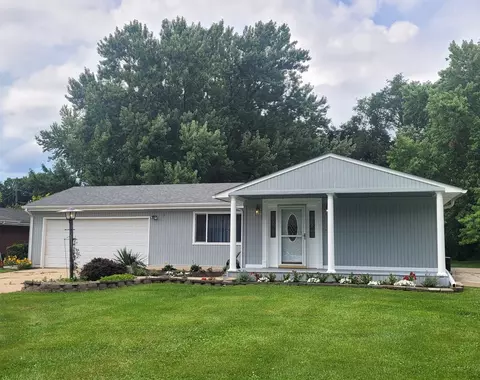 5556 Knollwood Rd, Rockford, IL 61107