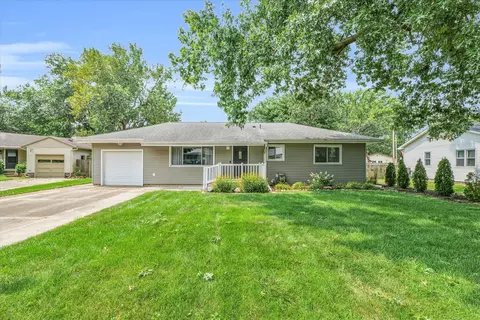 1617 Cornell Dr, Champaign, IL 61821