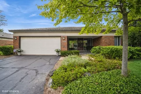 488 Taupo Ln, Deerfield, IL 60015