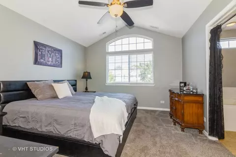 Bedroom - 3868 Munson St, Plano, IL 60545 photo 1 of 4