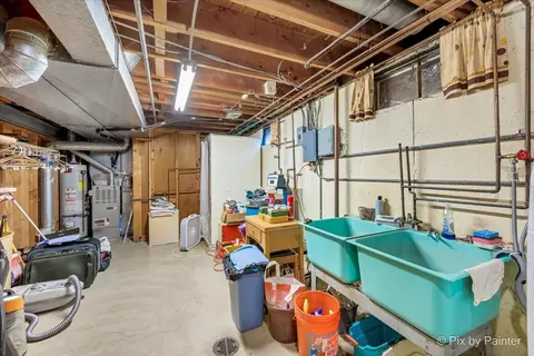 Other - 426 James Ct, Algonquin, IL 60102 photo 7 of 10