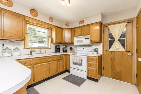 1202 Russell St, Normal, IL 61761 photo 9