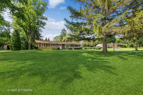 3891 Emerson Ave, Rolling Meadows, IL 60008