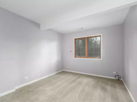 891 Millcreek Cir, Elgin, IL 60123 photo 20