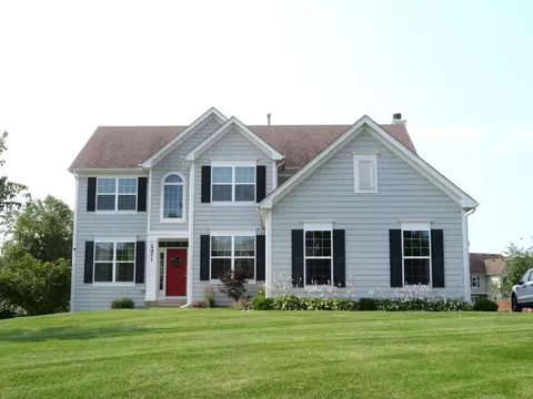 2471 Achilles Ln, Crystal Lake, IL 60014