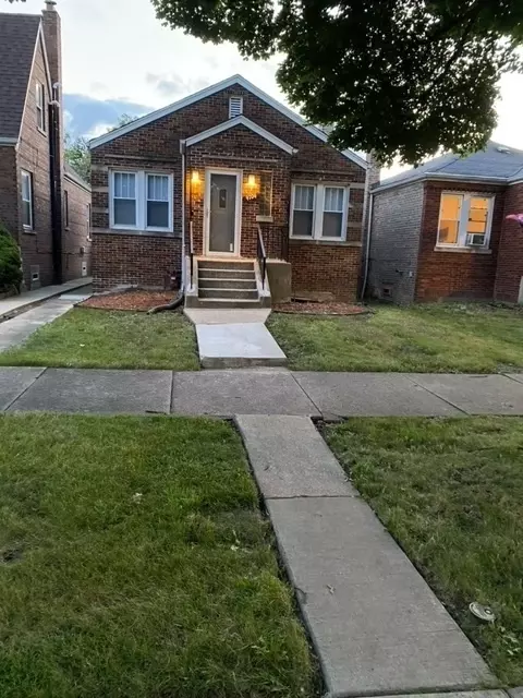9704 S Forest Ave, Chicago, IL 60628