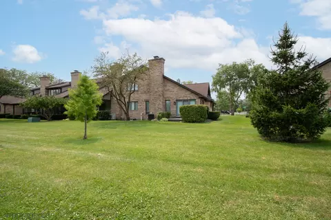 1675 Pebble Beach Dr, Hoffman Estates, IL 60169 photo 23
