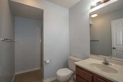 1675 Pebble Beach Dr, Hoffman Estates, IL 60169 photo 14