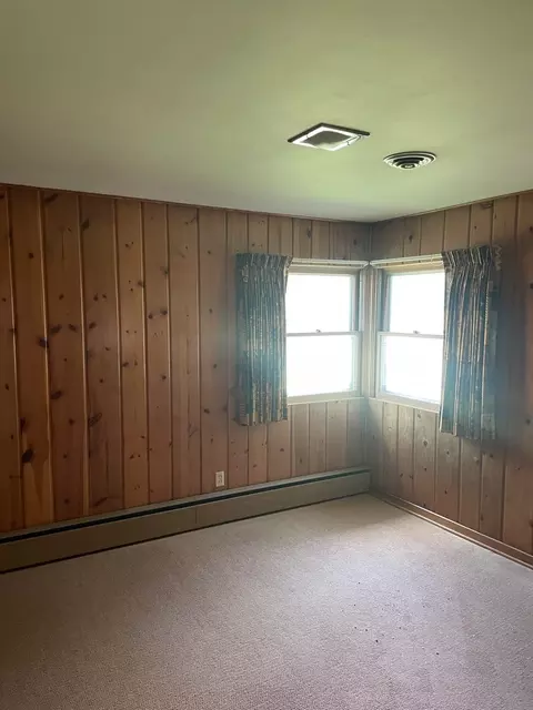 Bedroom - 1185 W Vanmeter St, Kankakee, IL 60901 photo 3 of 4