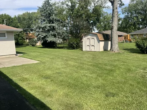 Exterior - 1185 W Vanmeter St, Kankakee, IL 60901 photo 4 of 4