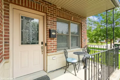 4638 Custer Ave, Brookfield, IL 60513 photo 2
