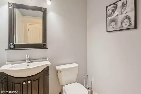 4638 Custer Ave, Brookfield, IL 60513 photo 9