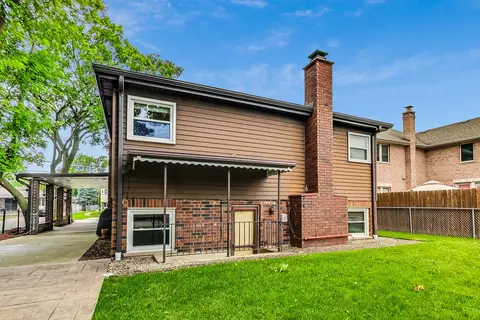 Other - 325 Bellaire Ave, Des Plaines, IL 60016 photo 7 of 8