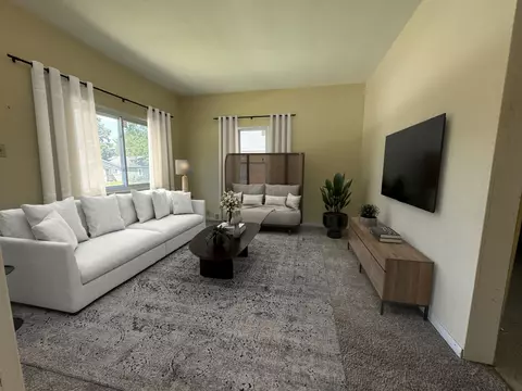Living - 327 Chaney Ave, Crest Hill, IL 60403 photo 1 of 2