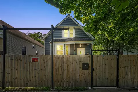 6026 S Carpenter St, Chicago, IL 60621